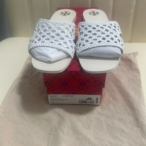 Tory Burch white woven flat sides size 7